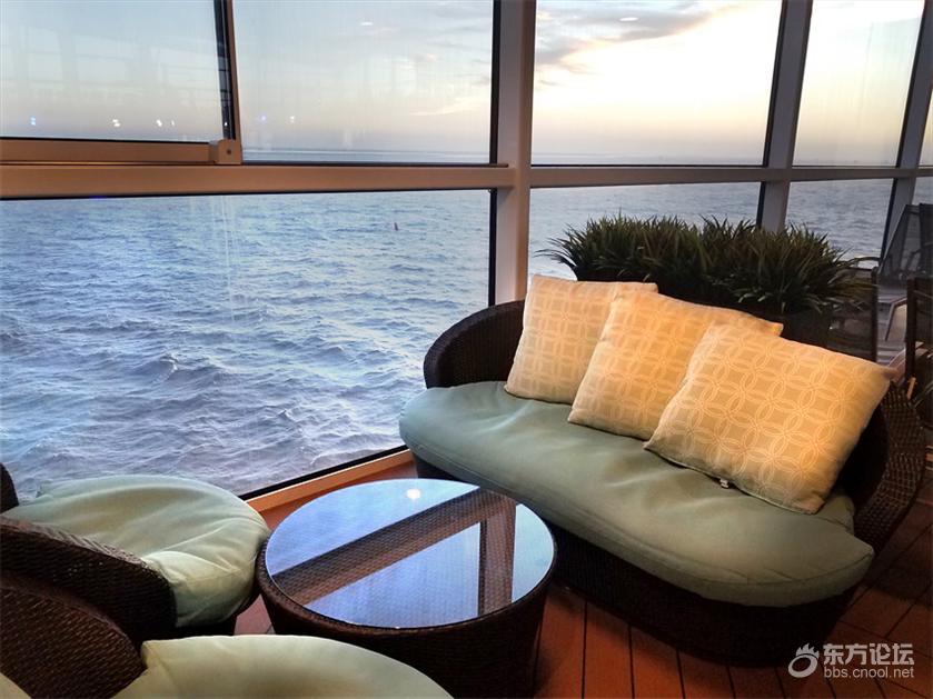 皇家加勒比游轮量子号游记,坐海洋量子号游轮旅游攻略