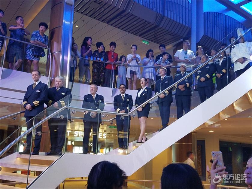 坐奢华游轮什么感受？房间就像漂在海上量子号游记！