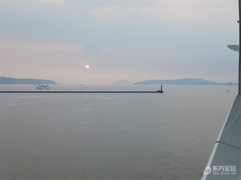 坐奢华游轮什么感受？房间就像漂在海上量子号游记！