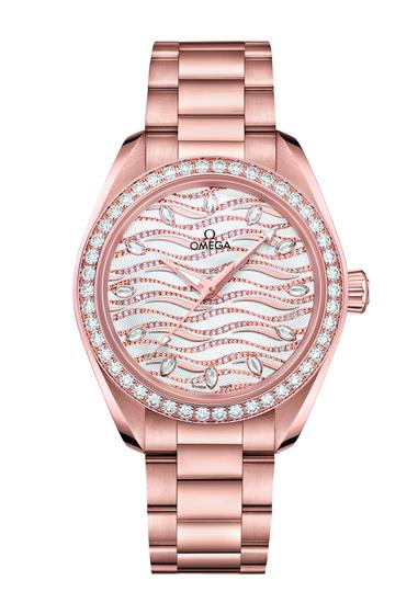 一头乱发的“邋遢大王”贾斯汀比伯14万美元情侣钻表说买就买