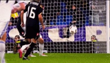 c罗受过最重的伤视频,c罗那些年欧冠