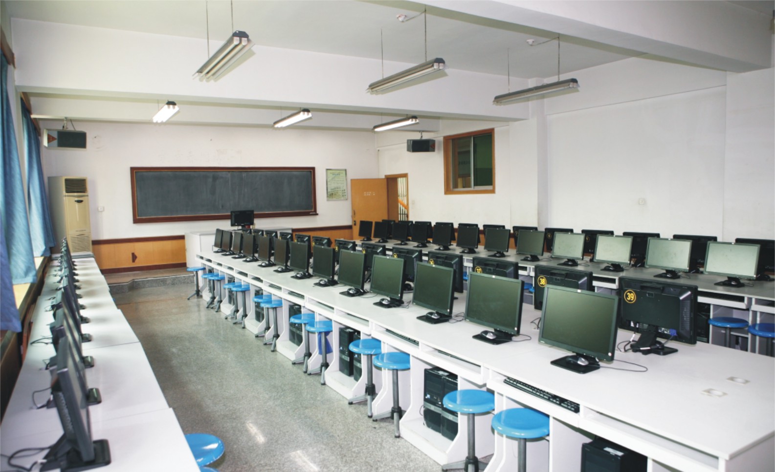 栉风沐雨砥砺前行薪火传承,栉风沐雨，砥砺前行