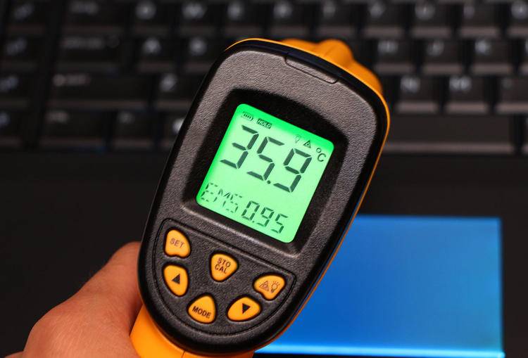 alienware17为什么便宜 (alienware17笔记本怎么样)