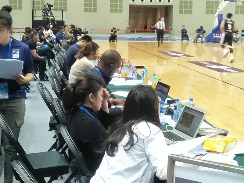 姚明对cba球员,姚明接受采访展现高情商