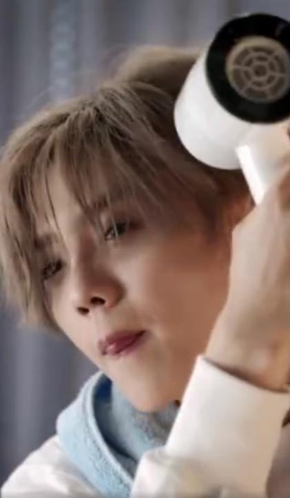 细数鹿晗的5个经典造型,鹿晗有多帅路人反应