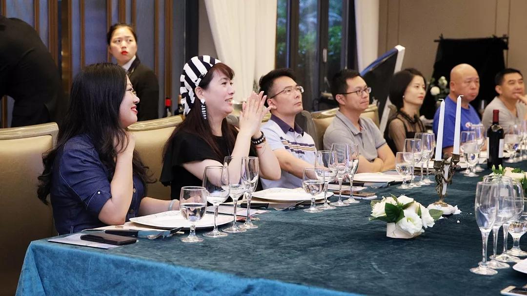 胡杨林风景银川,宁夏胡杨林风光