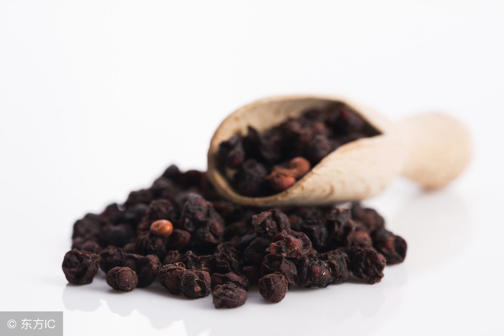 2种植物是“养肝王”，磨成粉吃，能降转氨酶，防止肝炎发展成癌