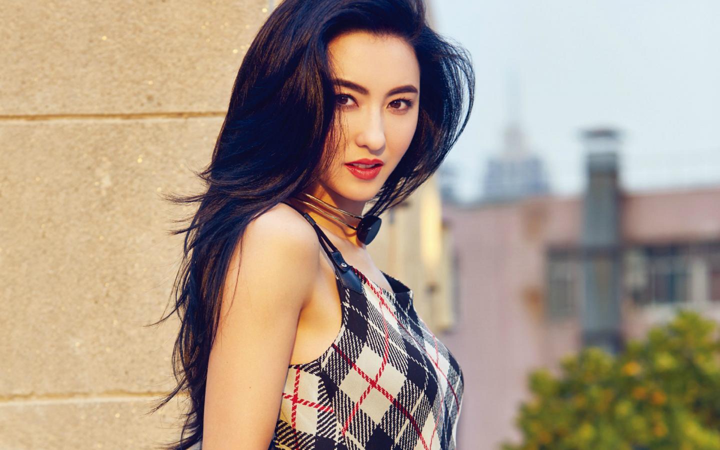 假如倒贴你8000万，这8位离过婚的女星选择你，你愿意吗，你娶谁