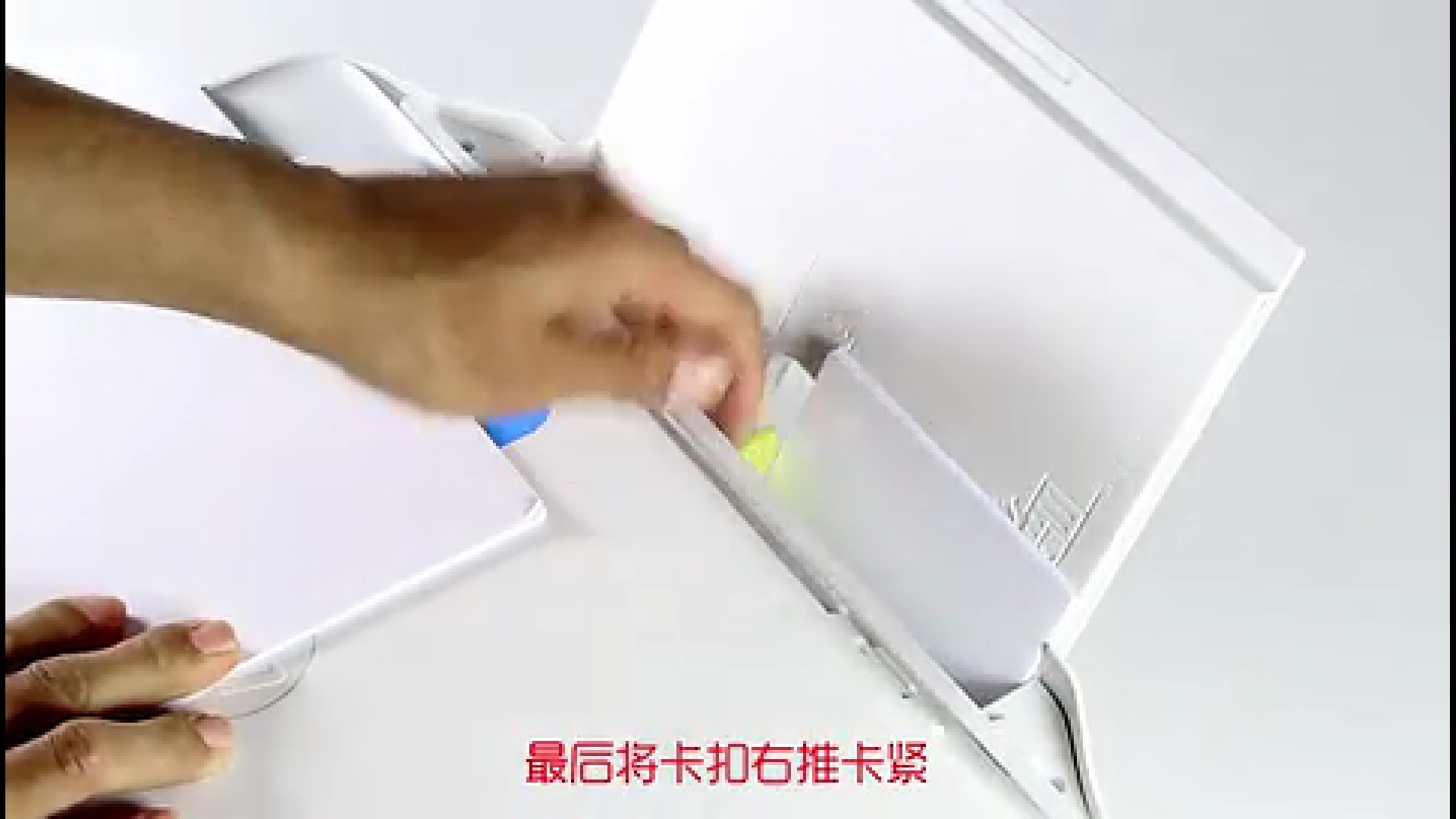 怎么给惠普打印机2132墨盒加墨水,hp2132打印机怎么使用黑白打印