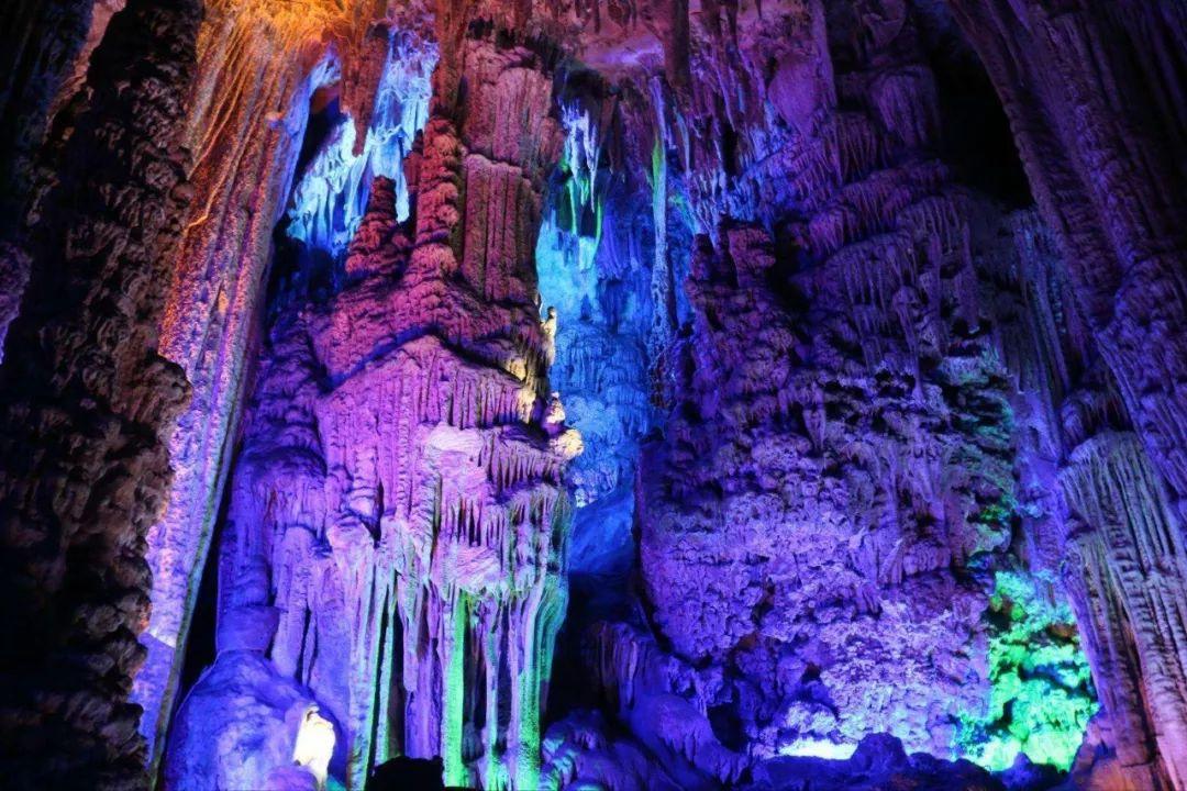 桂林最出名的两大洞穴,桂林洞穴