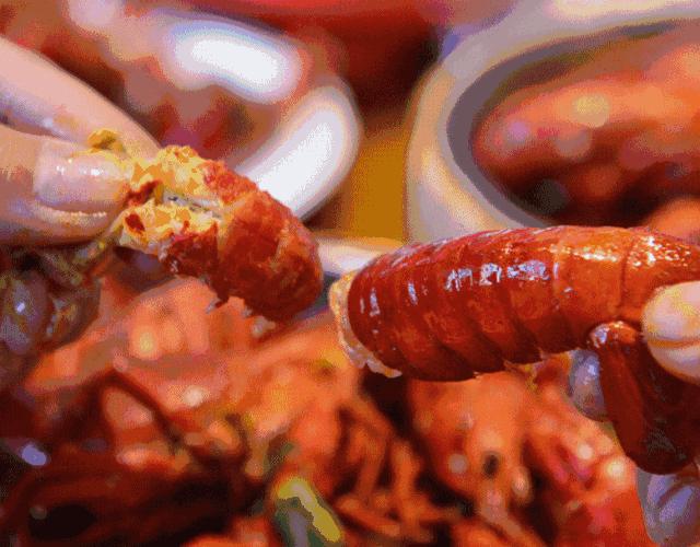 吃小龙虾千万要注意这些,有人说的小龙虾不能吃吗