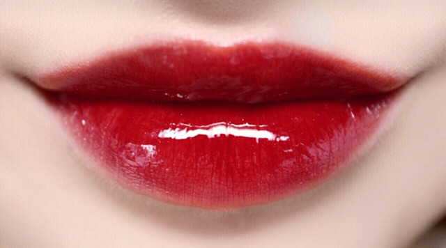 推荐超级显白唇釉,阿玛尼裸色系唇釉推荐
