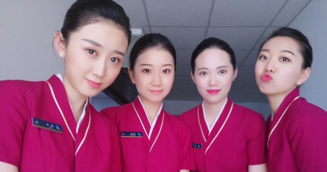 空姐干到多大就被辞退,空姐到年龄会被辞退吗