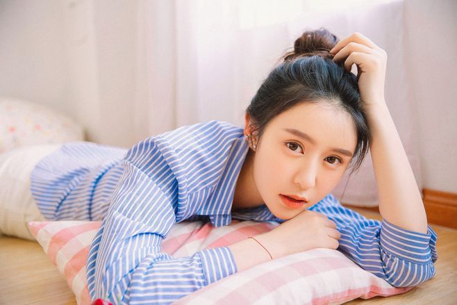 手指缝里渗液,手指缝里边流血