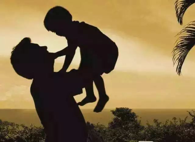 致敬英雄消防员真实救援现场,致敬英雄福州26岁消防员