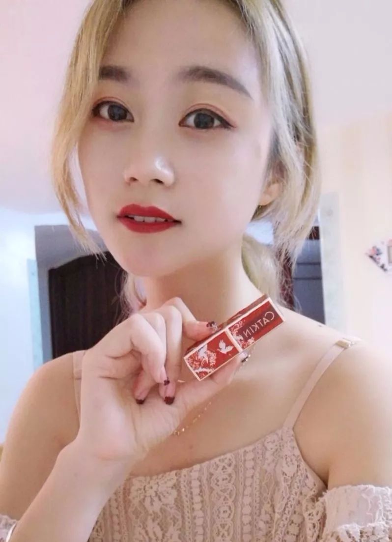 这支逼哭阿玛尼、秒杀YSL的口红太好看!众达人疯狂安利10086次!