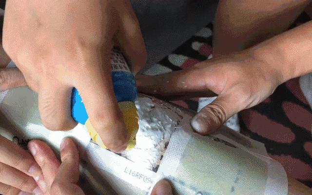 要想穿得少，脱毛要趁早！我用10款脱毛产品薅光了男同事的腿毛