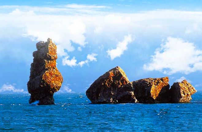 马尔代夫的蓝天绿树水清沙白,北京周边绝美海滩