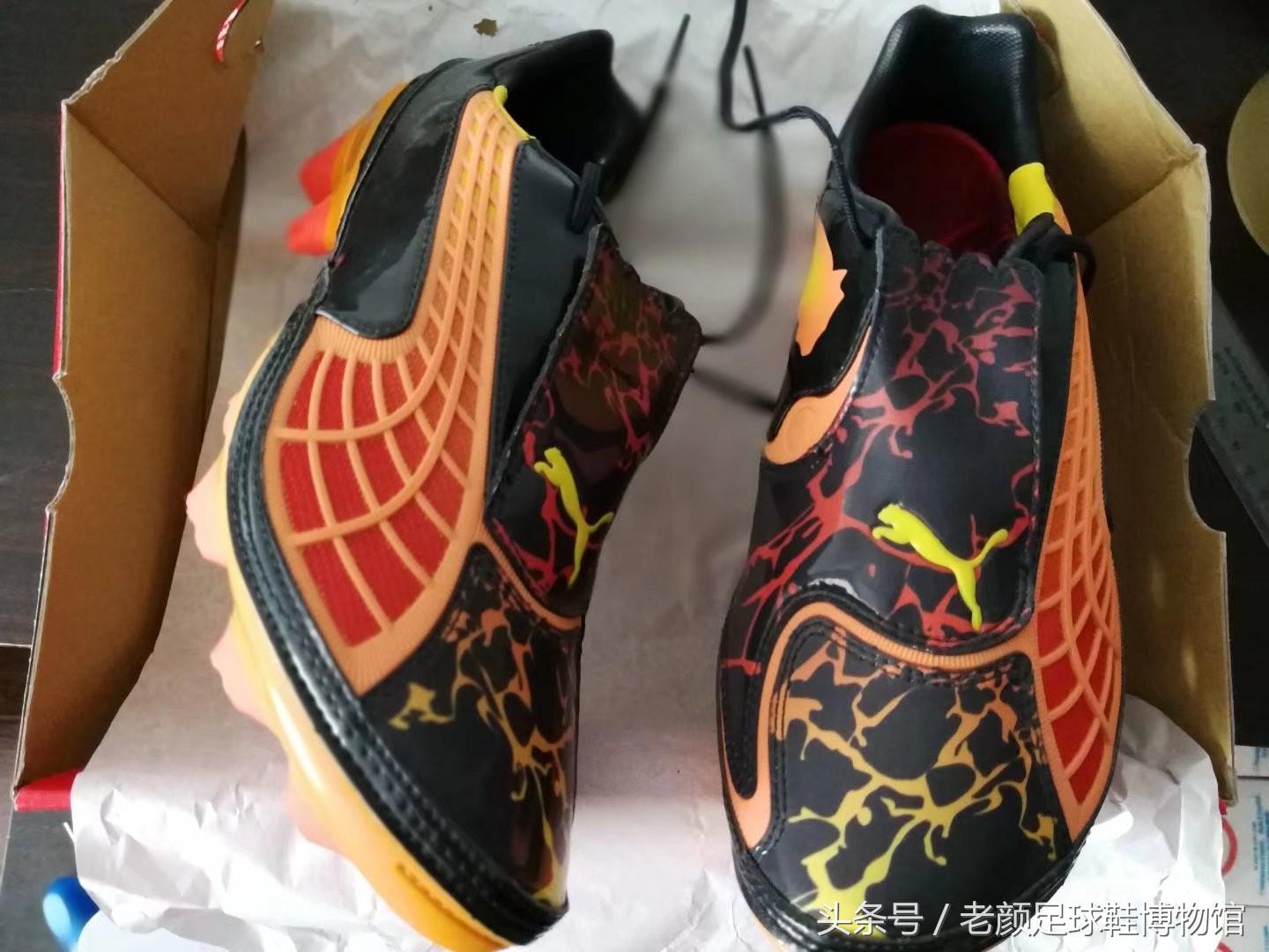 世界杯战靴盘点,南非世界杯复刻版足球鞋