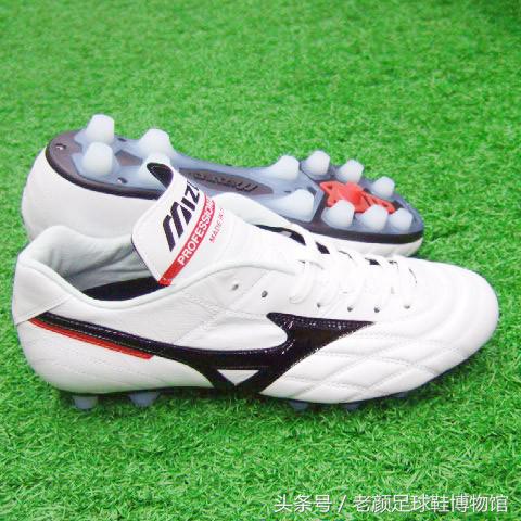 世界杯战靴盘点,南非世界杯复刻版足球鞋