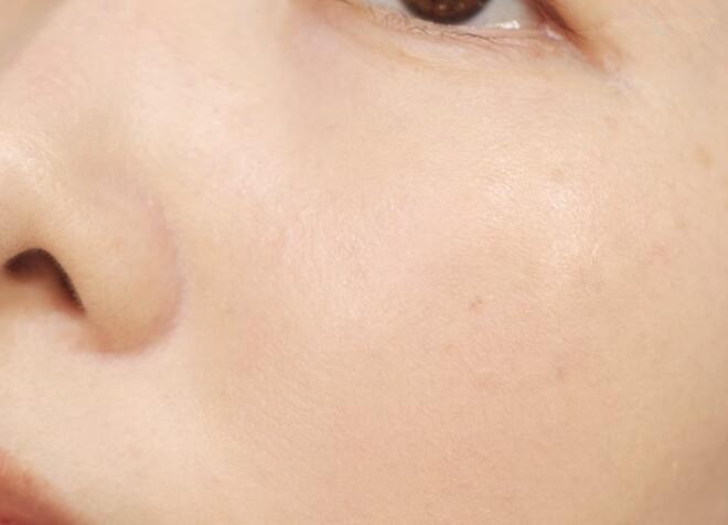 兰蔻持久粉底液氧化测评,兰蔻菁纯粉底下午不脱妆