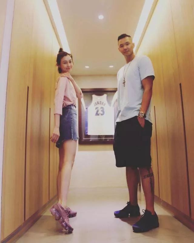 来来来~对比全球鞋迷的show鞋排行Top30看看自己的C位球鞋排在哪