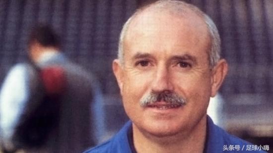 巴萨梦三队长是谁,巴萨梦三主教练