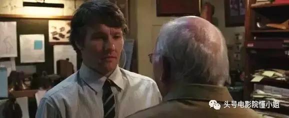 题材尺度超大胆的剧来了！他变装比许晴还性感女人看完说白活了