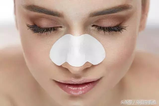 鼻子毛孔大黑头去除小妙招,鼻子毛孔粗大鼻周发红怎么改善