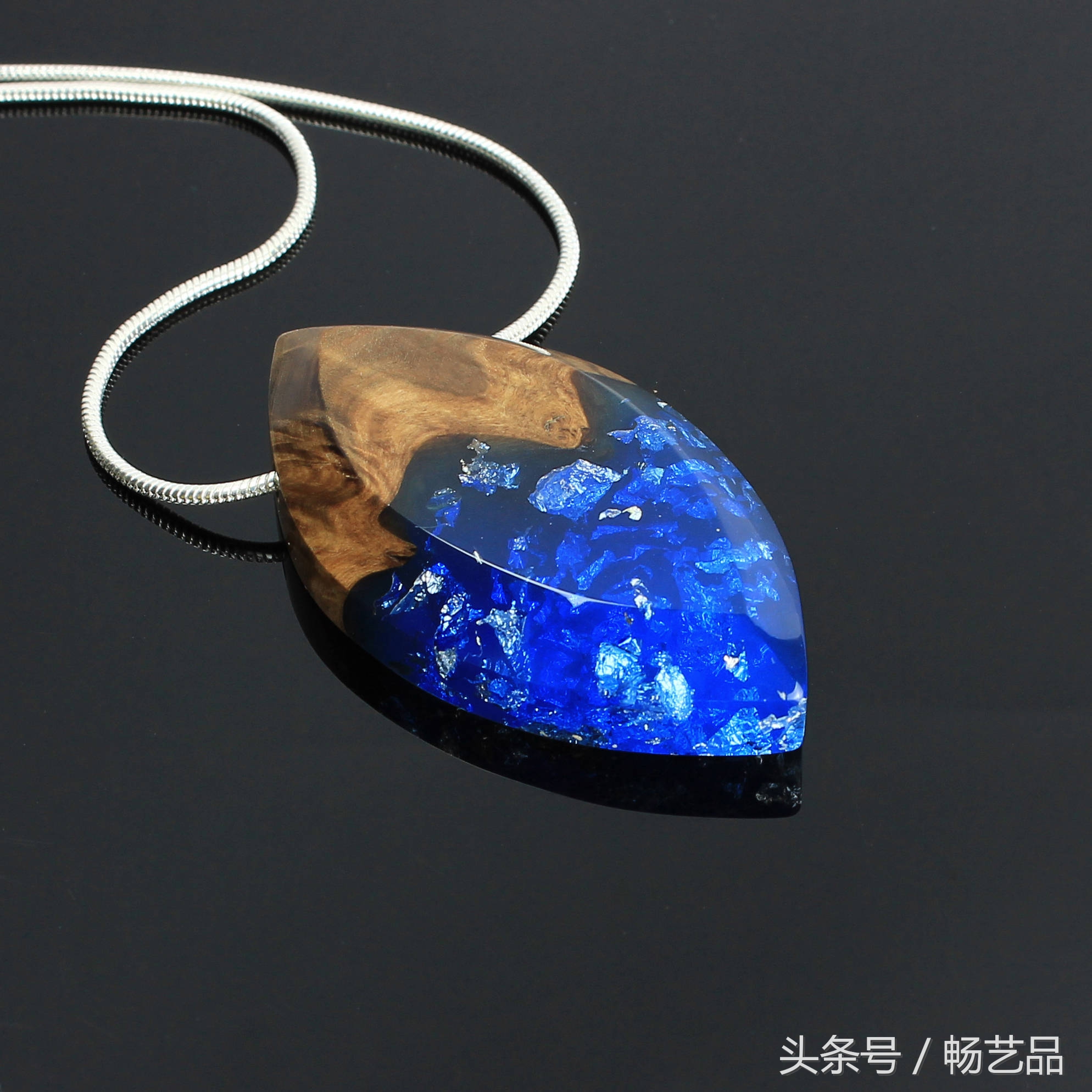 手工水晶吊坠项链图片,手工diy水晶串珠项链教程