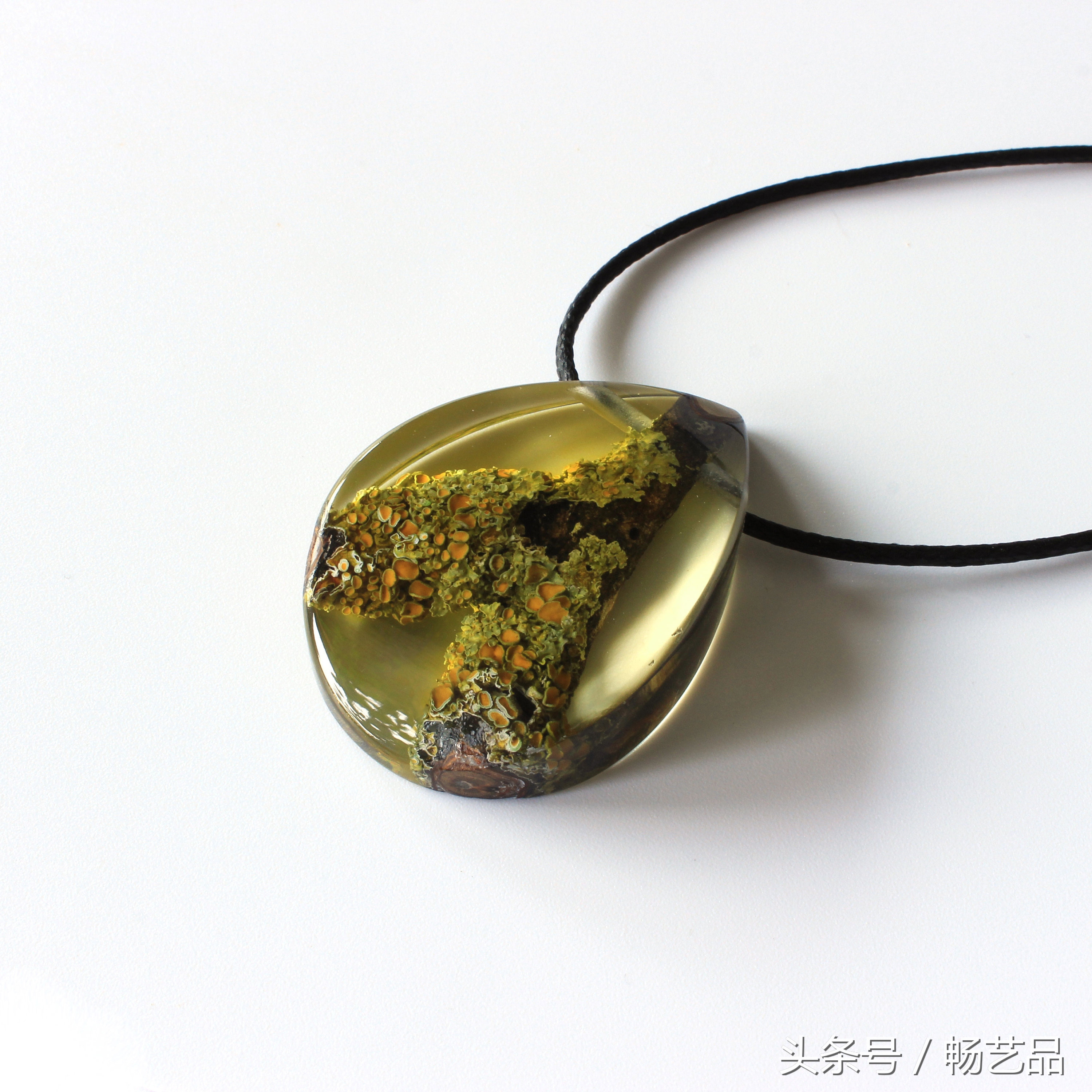 手工水晶吊坠项链图片,手工diy水晶串珠项链教程