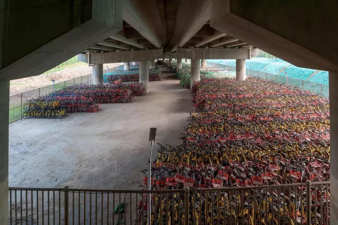 共享单车坟场图,共享单车坟场全记录