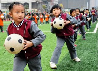 现代足球发源地是哪里,现代足球运动的发源地是哪个国家