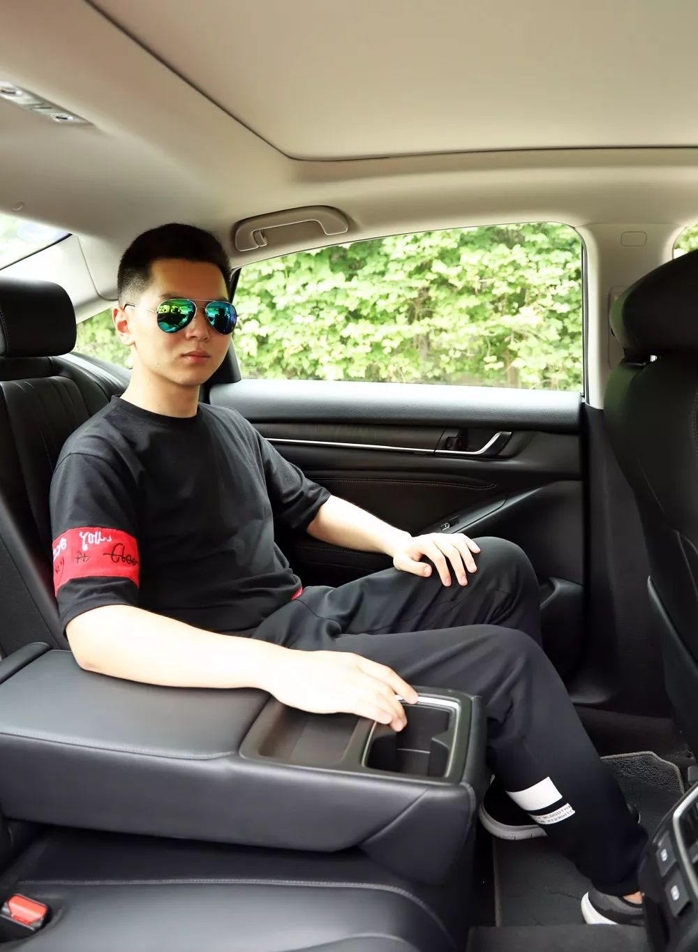 车主总结十代半雅阁的9个优缺点,雅阁2021款第十代雅阁油电混合