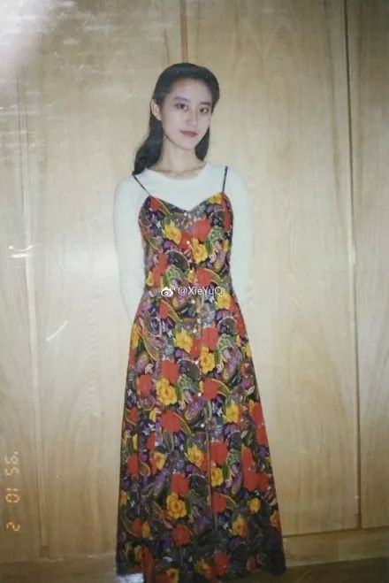 20年前的父母和现在父母的对比,20年前的爸妈照片