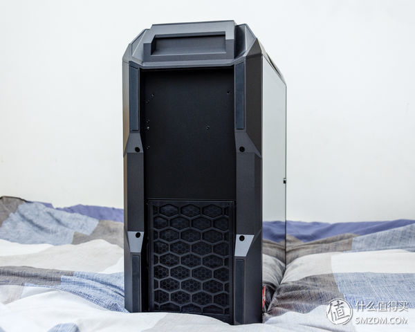 灯，灯灯灯灯！酷冷至尊H500MARGB游戏机箱深度测评