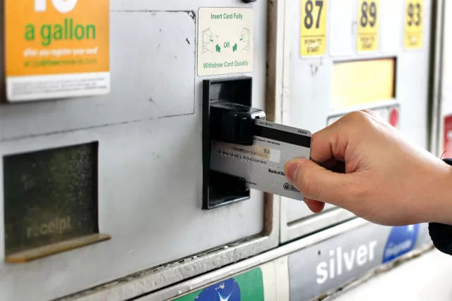 美国自驾常见的罚单,美国交规自驾停车