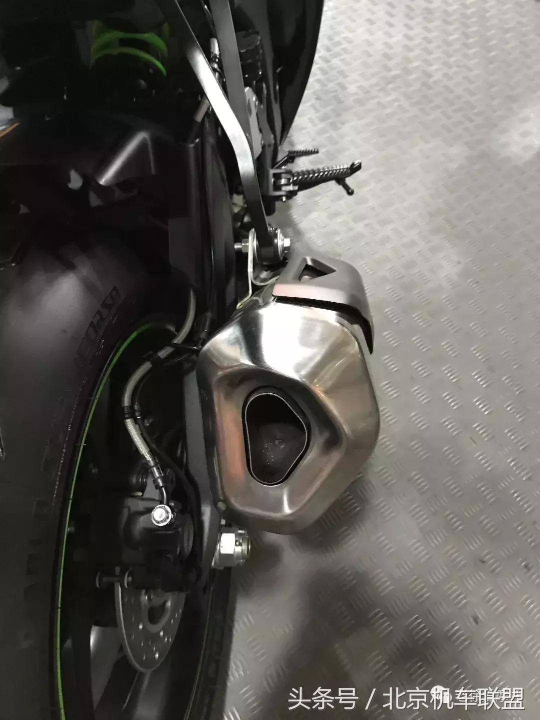 2024川崎zx10rr发布大图,川崎zx-10r2024款极速测试