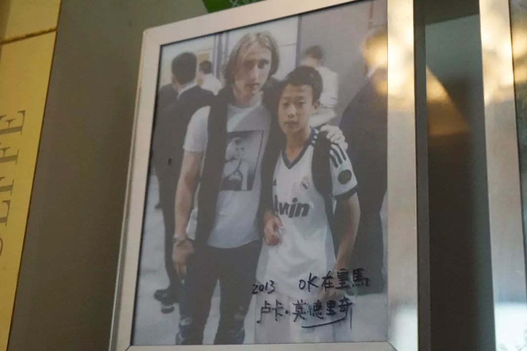 OK！签约西甲球队！西咸新区秦汉新城足球小将！真棒！