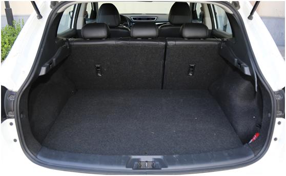 本田缤智1.5t和日产逍客2.0l怎么选,缤智2020款1.5l先锋版和逍客2.0