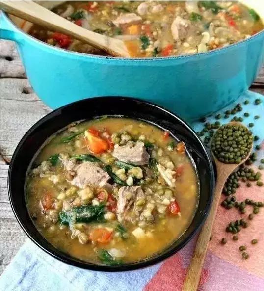 炎热夏天一定少不了喝一碗绿豆汤,教你五分钟煮出绿豆汤夏天解暑