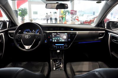 卡罗拉1.8l自然吸气手动挡优缺点,十年车龄的卡罗拉值得入手吗