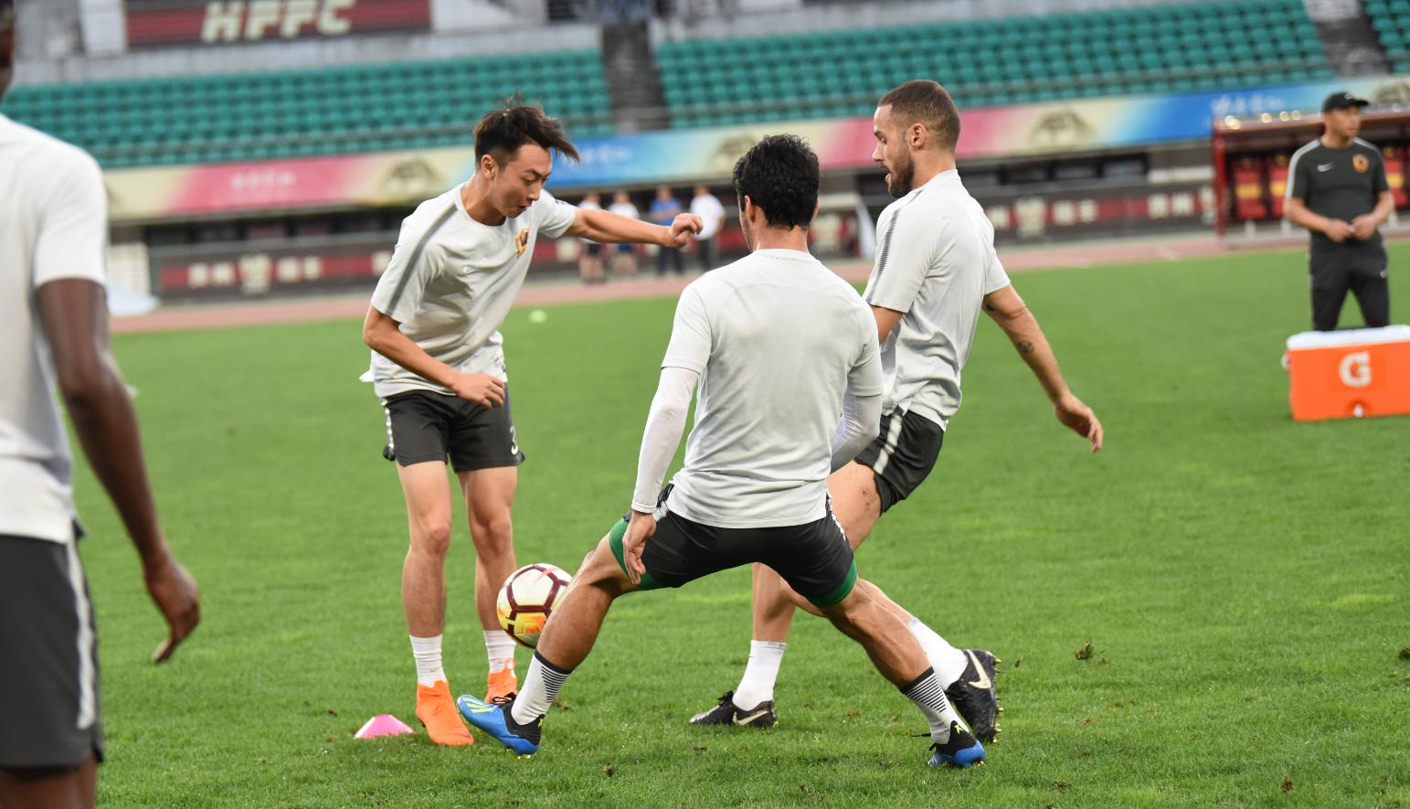 贵州恒丰vs河南建业,贵州恒丰主场对战广东华南虎