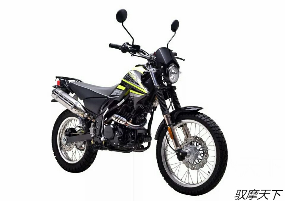 鑫源魔术师250三代用多少机油,鑫源250魔术师非道路版保险杠