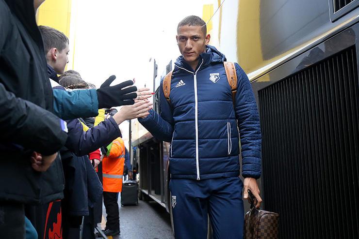 从枪支、*品毒**泛滥的贫民区走来,理查利森能否成为下一个大罗?