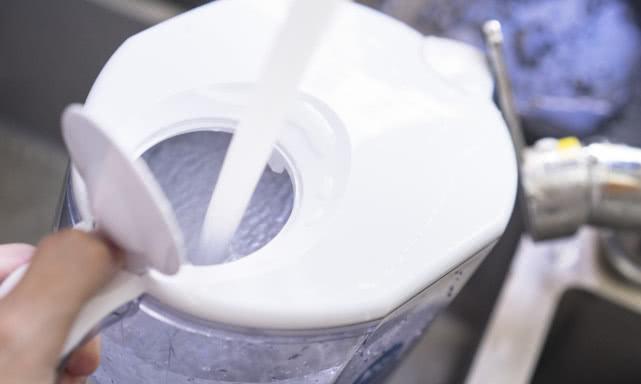 装不了直饮机还要装净水器吗,净水器和净水壶怎么选择