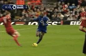 盘点足球十大搞笑瞬间,天下足球疯狂的足球搞笑视频