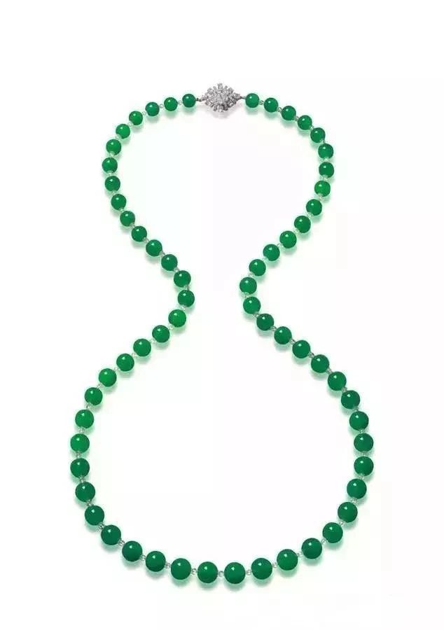 老古翡翠手镯拍卖会,拍卖会上的顶级翡翠手镯