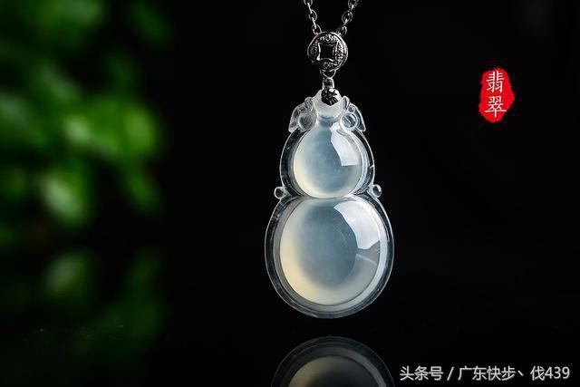 鉴别翡翠从正确认识翠性开始,翡翠翠性的三类表现形式