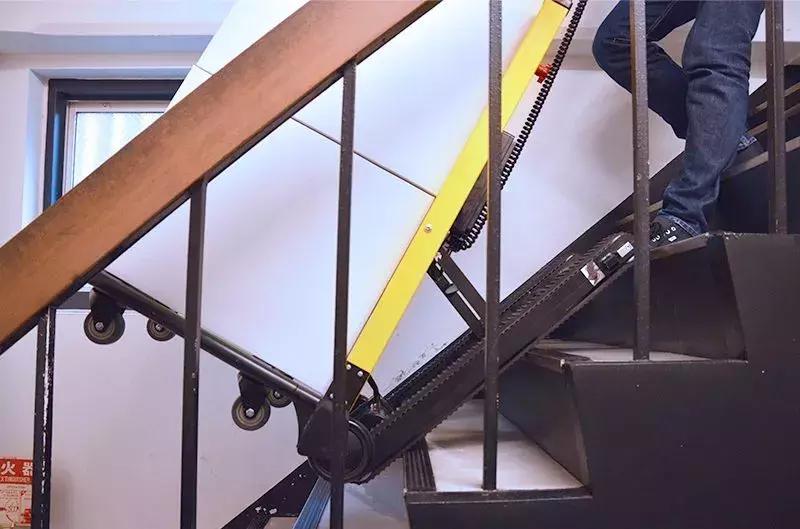 桌上烤肉串，手机剃鼻毛，这些产品脑洞真的很神奇了！